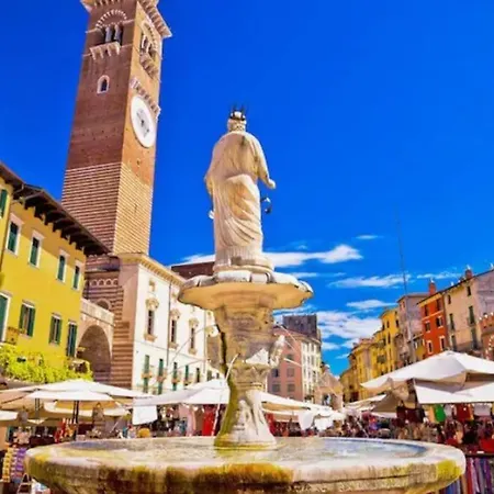 Il Cuscino Di Giulietta - 2 Min From Arena Apartment Verona Exterior photo